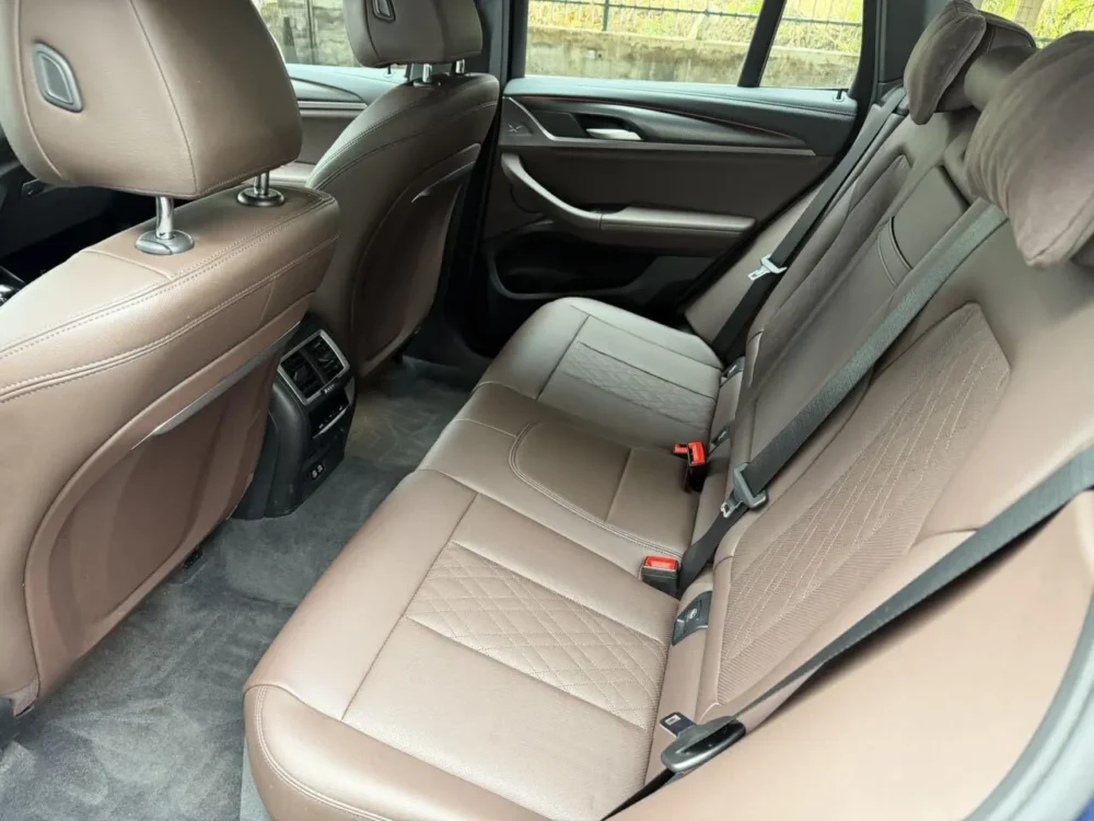 BMW X3 xDrive30i Exclusive M Night Edition