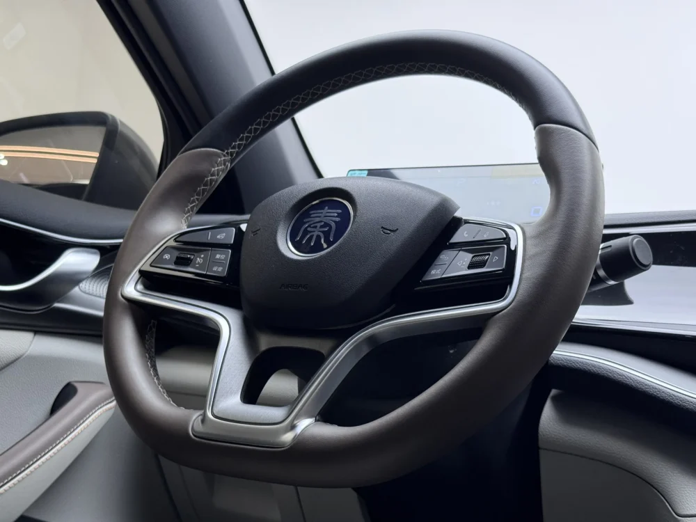 BYD Qin PLUS EV Honor Edition 420KM Leading Model 100kw