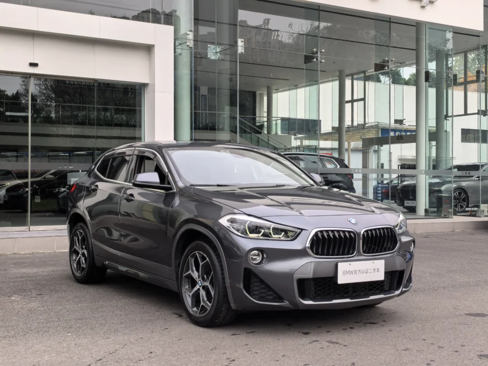 BMW X2 sDrive20i M off-road package
