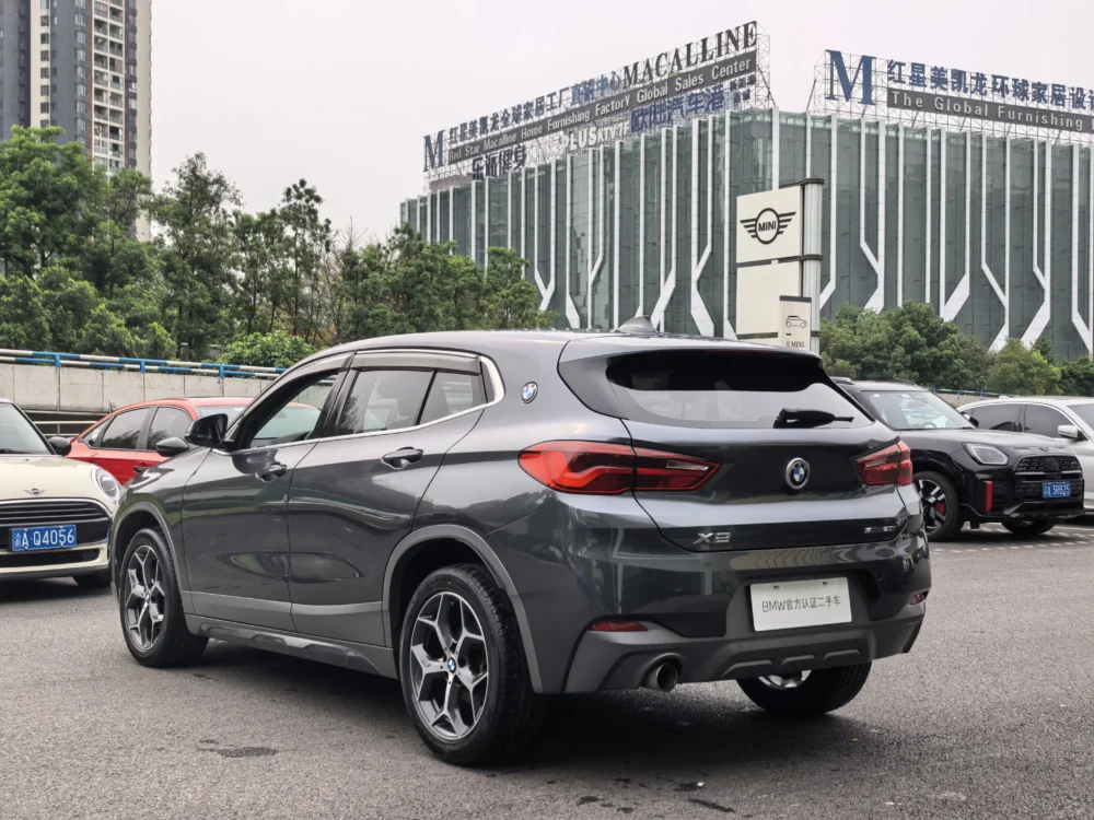 BMW X2 sDrive20i M off-road package