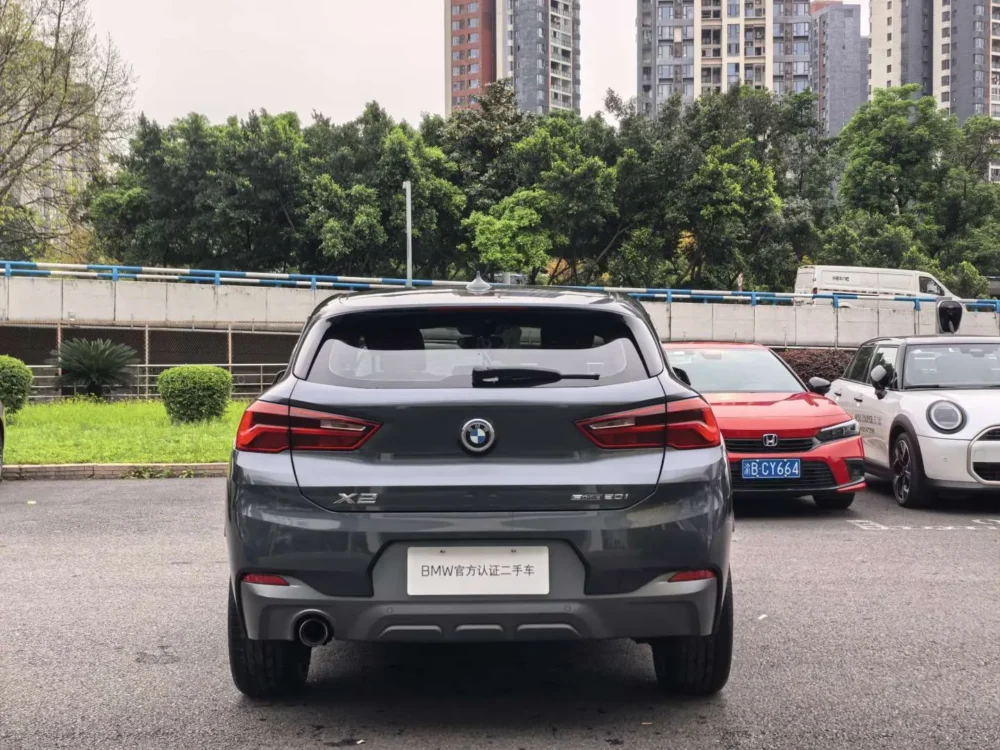 BMW X2 sDrive20i M off-road package