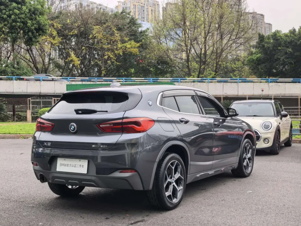 BMW X2 sDrive20i M off-road package