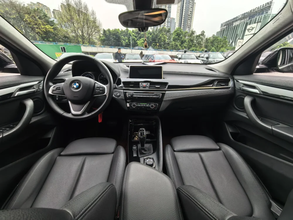 BMW X2 sDrive20i M off-road package