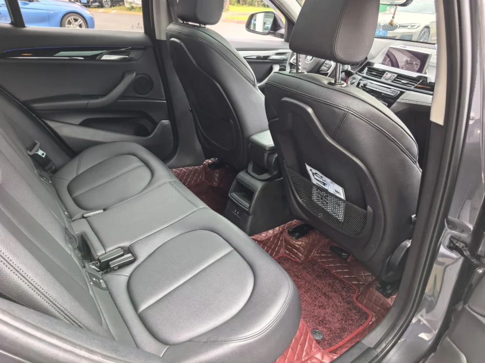 BMW X2 sDrive20i M off-road package