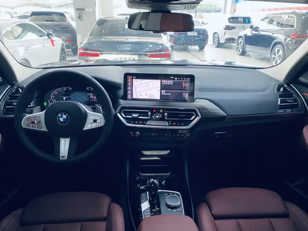 BMW X3 xDrive30i Advanced M Night Package