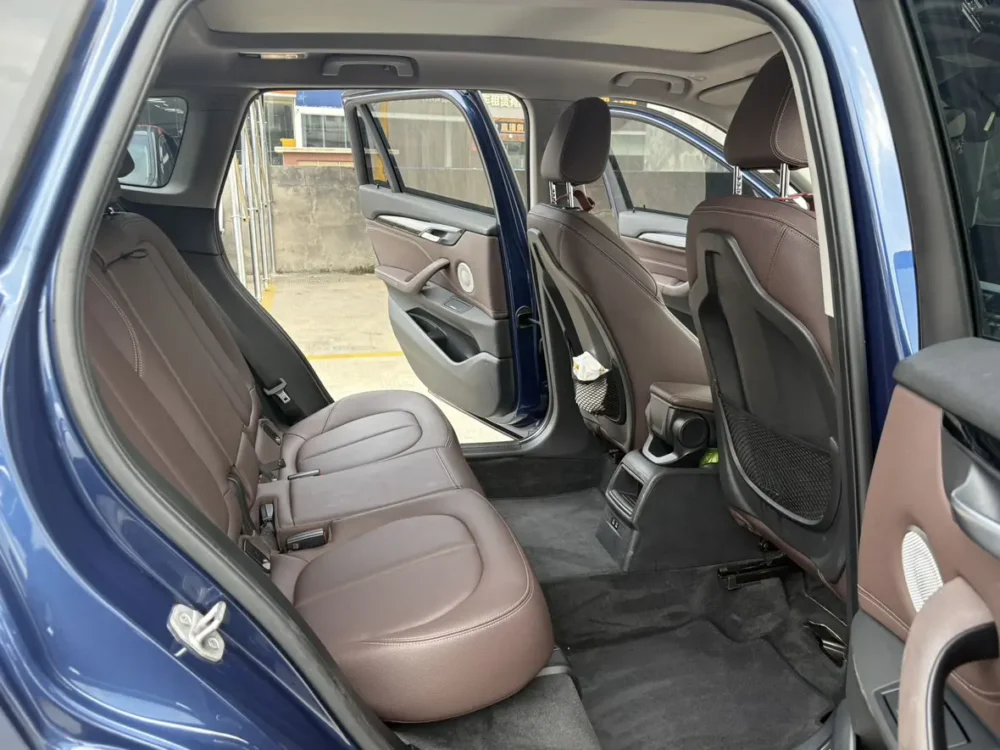 BMW X1 facelift sDrive20Li Fashion model