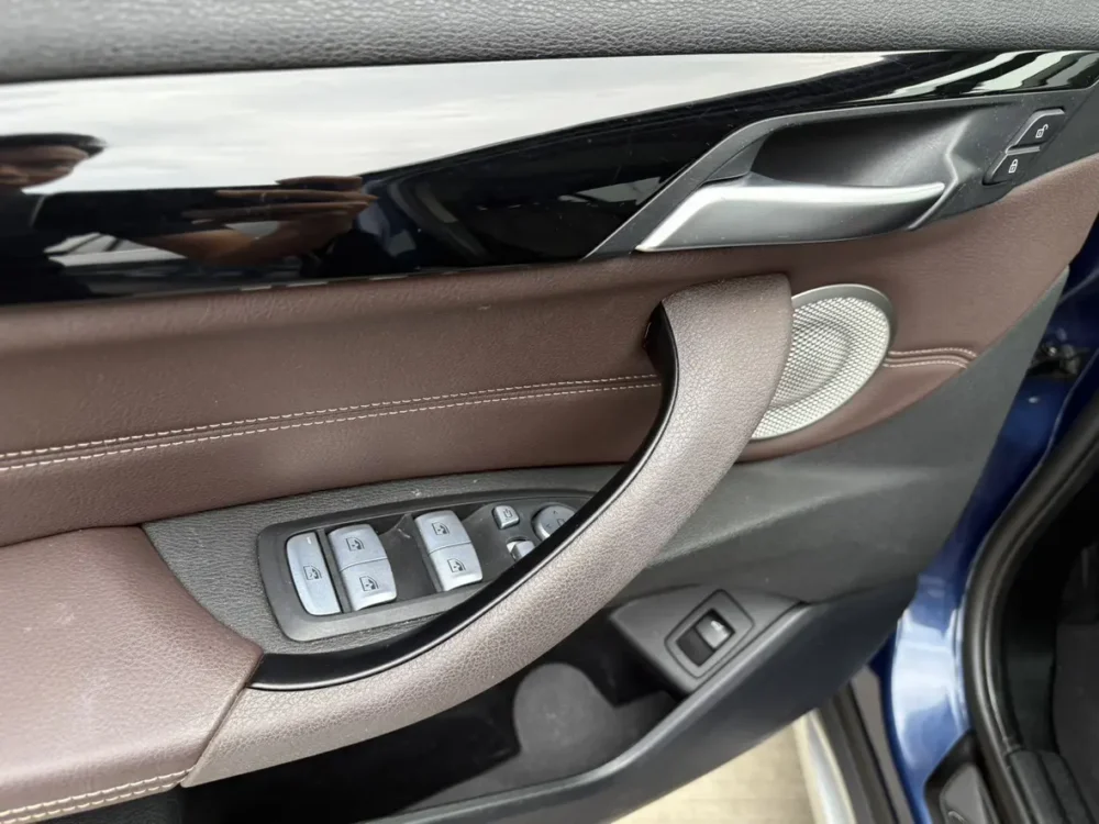 BMW X1 facelift sDrive20Li Fashion model
