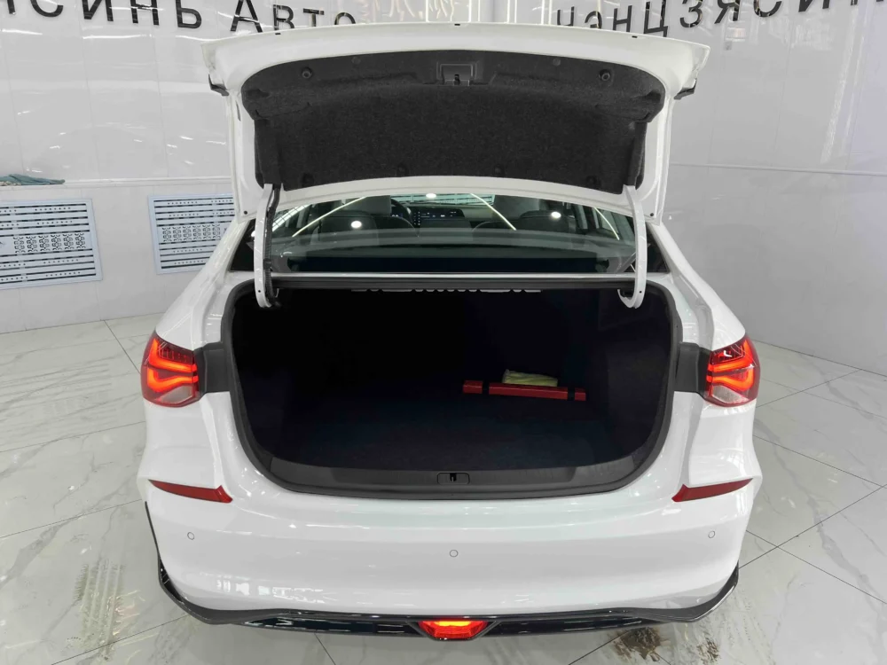 Chevrolet Monza (Cruze) 1.5L Dual Clutch Enjoy Edition