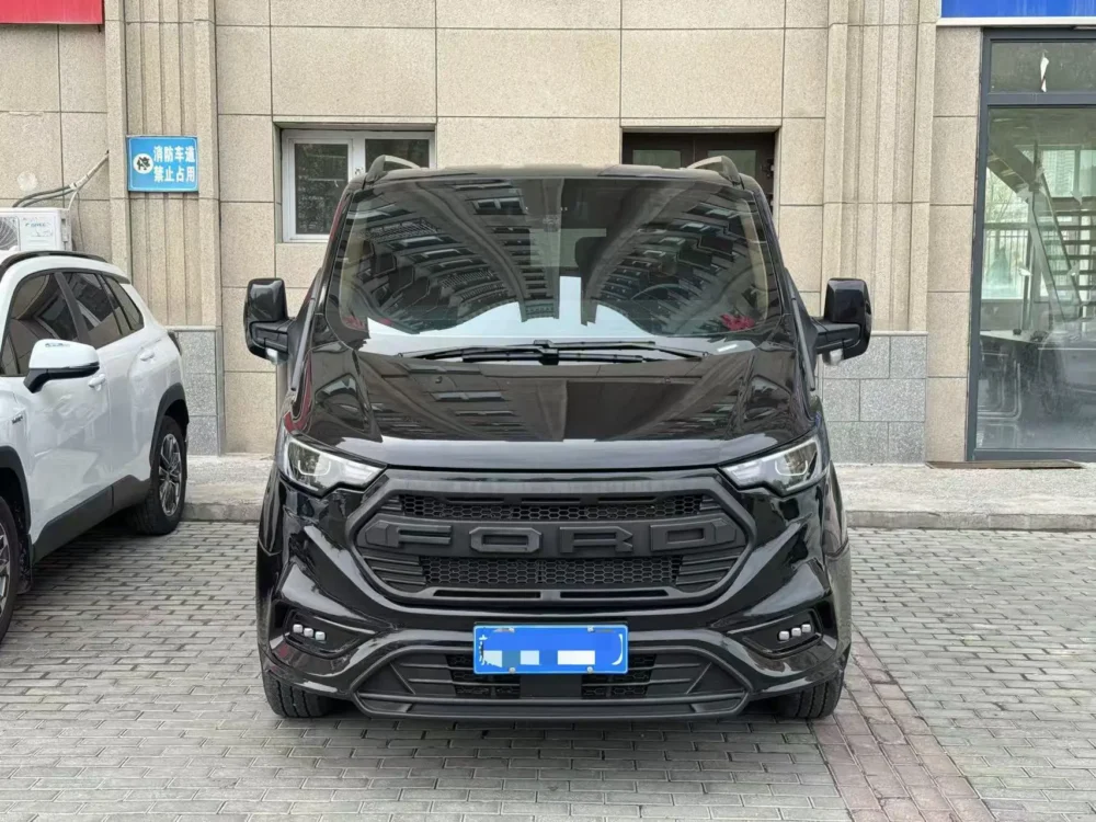 Ford Transit V362 2.0T Diesel Automatic Business Travel Type Bottom Axle Center Top 7 Seats
