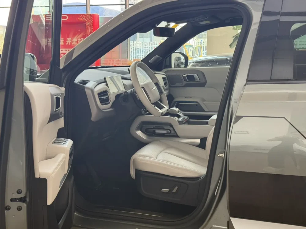 BYD Leopard Titanium 3 501KM 4WD Intelligent Driving Ultra Edition