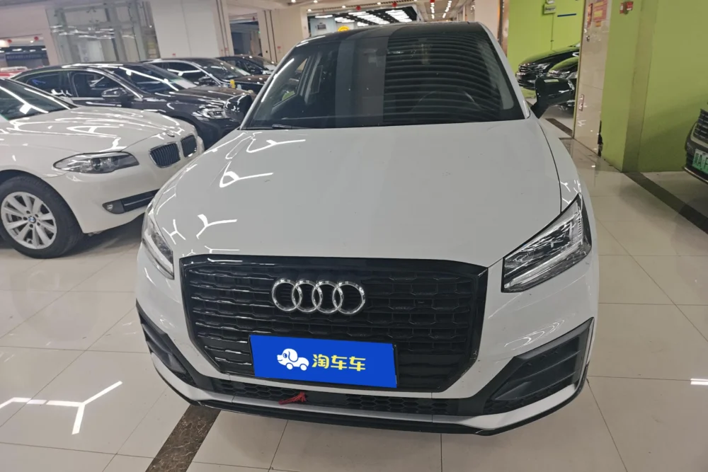 Audi Q2L 35TFSI aggressive and dynamic model