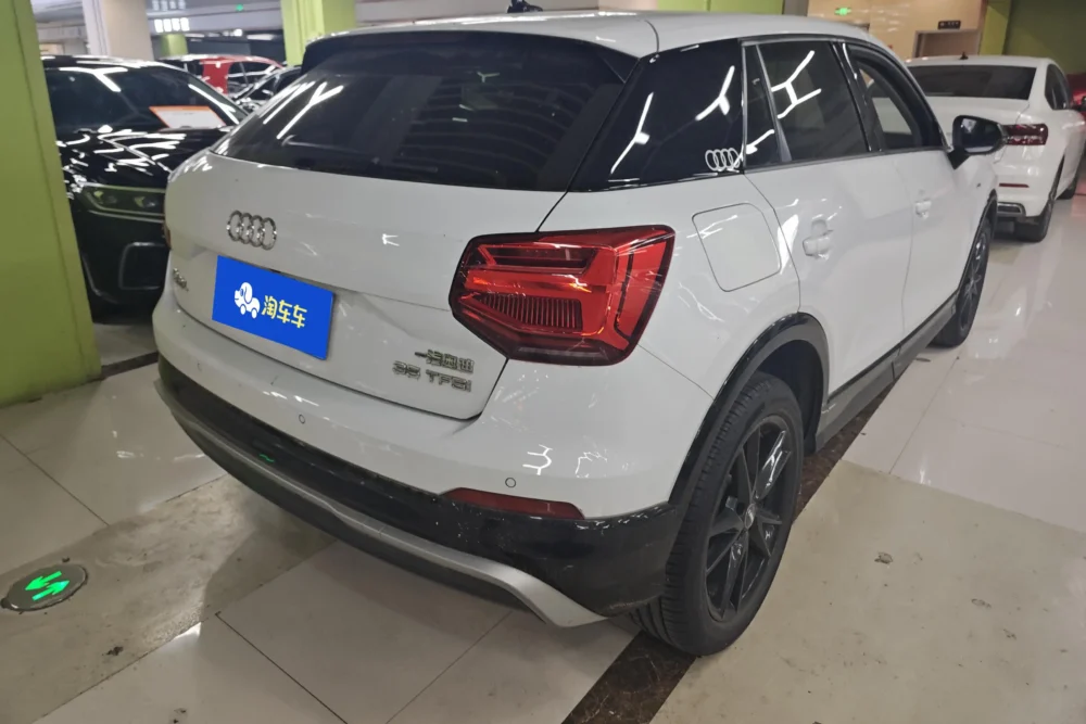 Audi Q2L 35TFSI aggressive and dynamic model