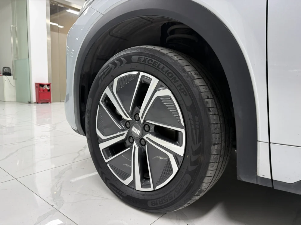 Geely Galaxy Starship 7 EM-i 120KM Sailing+ Edition
