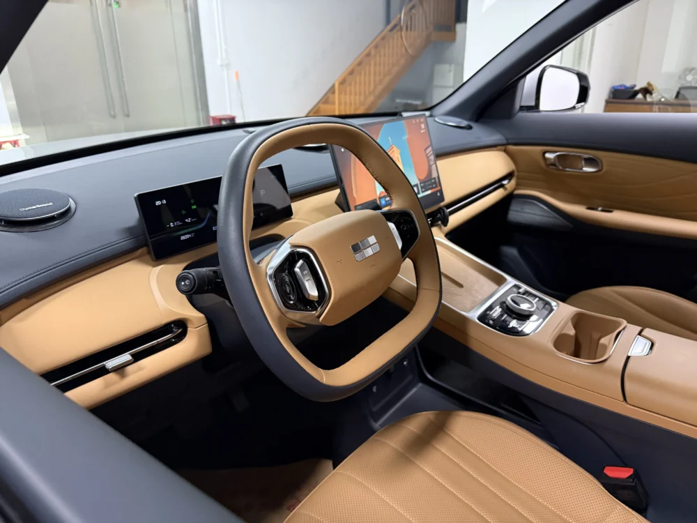 Geely Galaxy Starship 7 EM-i 120KM Sailing+ Edition