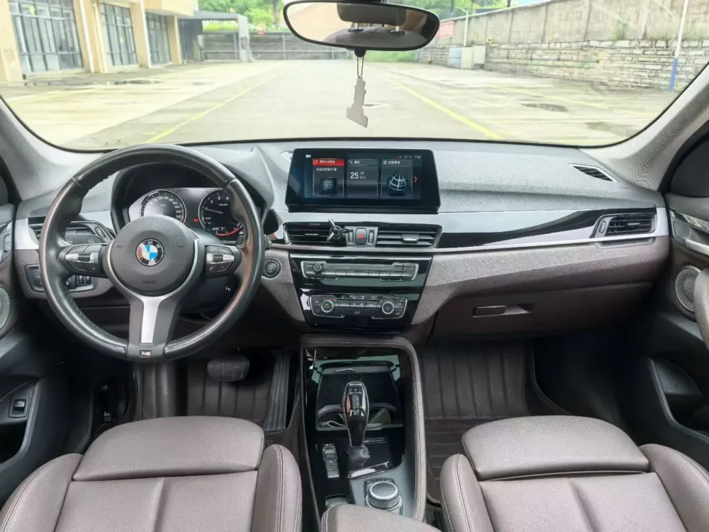 BMW X1 facelift sDrive20Li exclusive model
