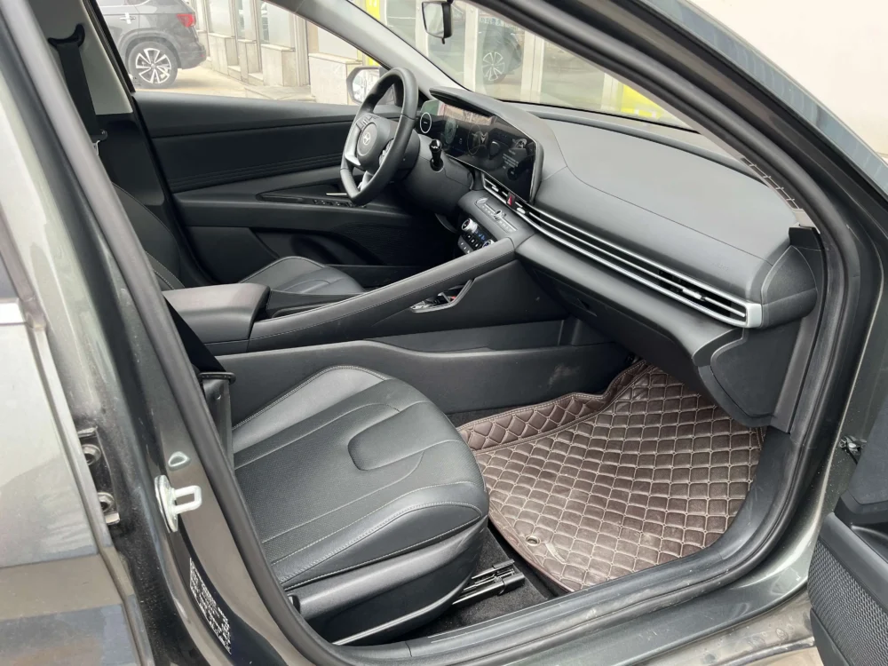 Hyundai Elantra 1.5L CVT Flagship