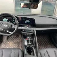 Hyundai Elantra 1.5L CVT Flagship