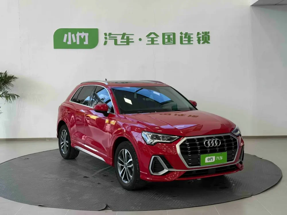 Audi Q3 35 TFSI aggressive and dynamic model