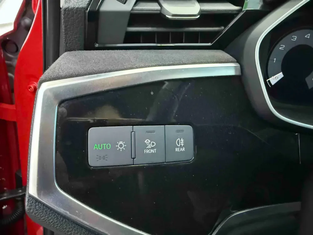 Audi Q3 35 TFSI aggressive and dynamic model