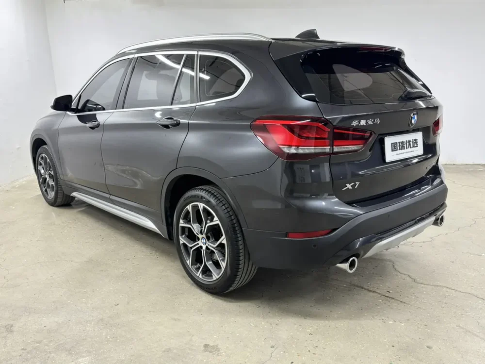 BMW X1 sDrive20Li Exclusive Model
