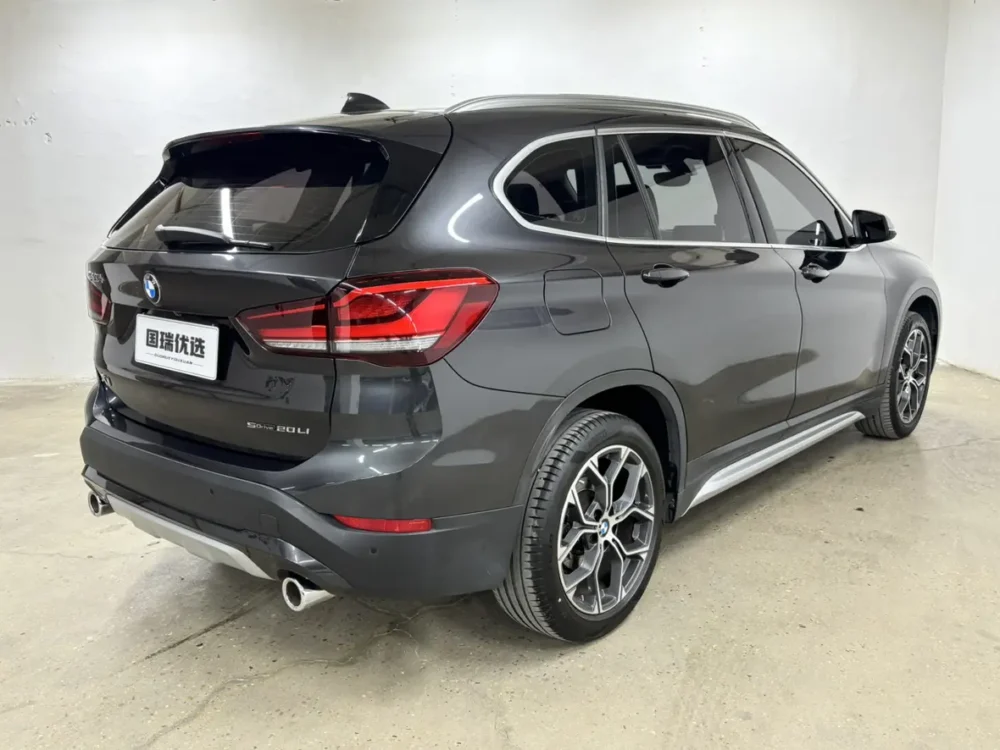 BMW X1 sDrive20Li Exclusive Model
