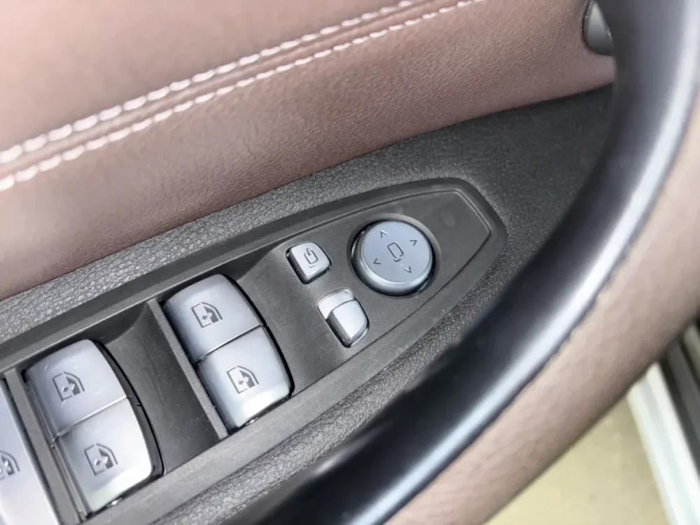 BMW X1 sDrive20Li Exclusive Model