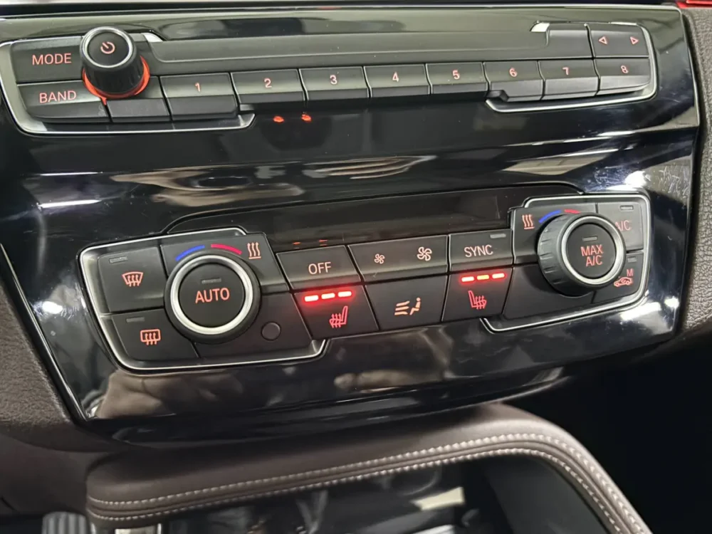 BMW X1 sDrive20Li Exclusive Model