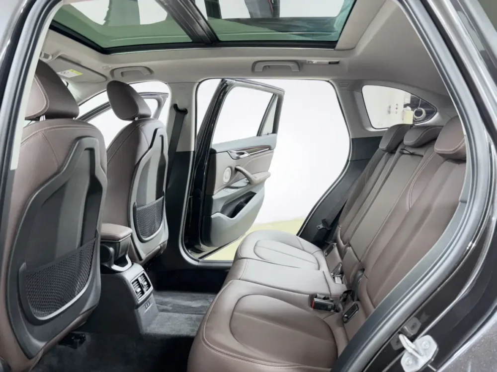 BMW X1 sDrive20Li Exclusive Model