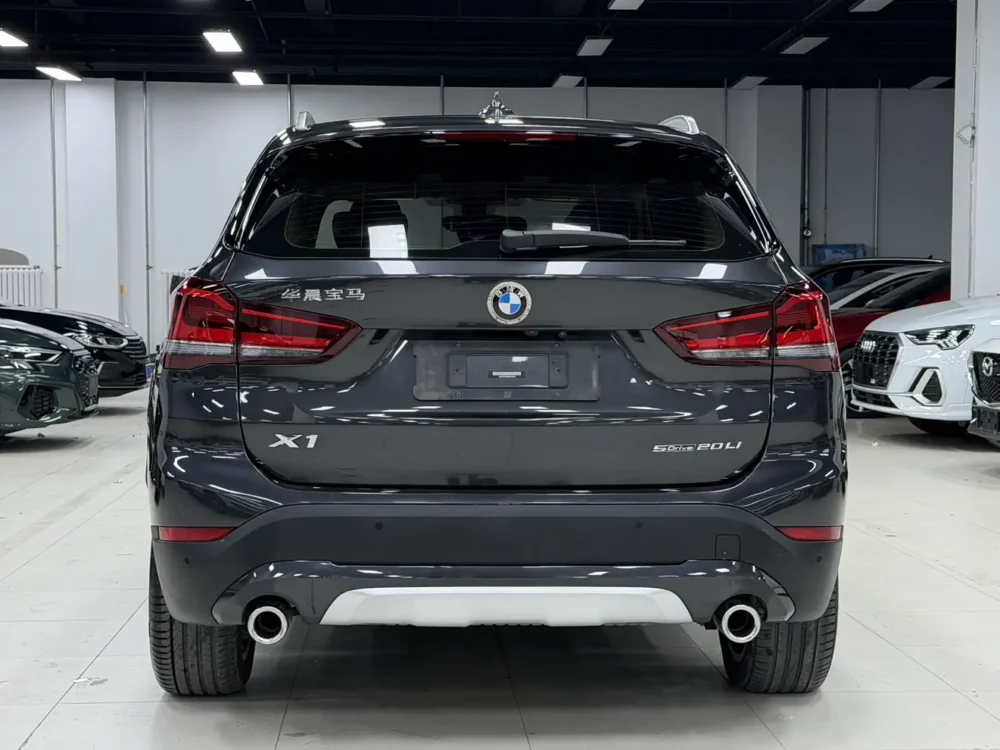 BMW X1 2022 sDrive20Li Exclusive Model