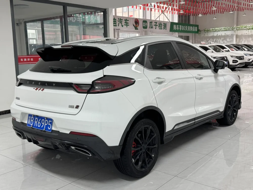 Geely Emgrand S 1.4T CVT Crossover Player Edition