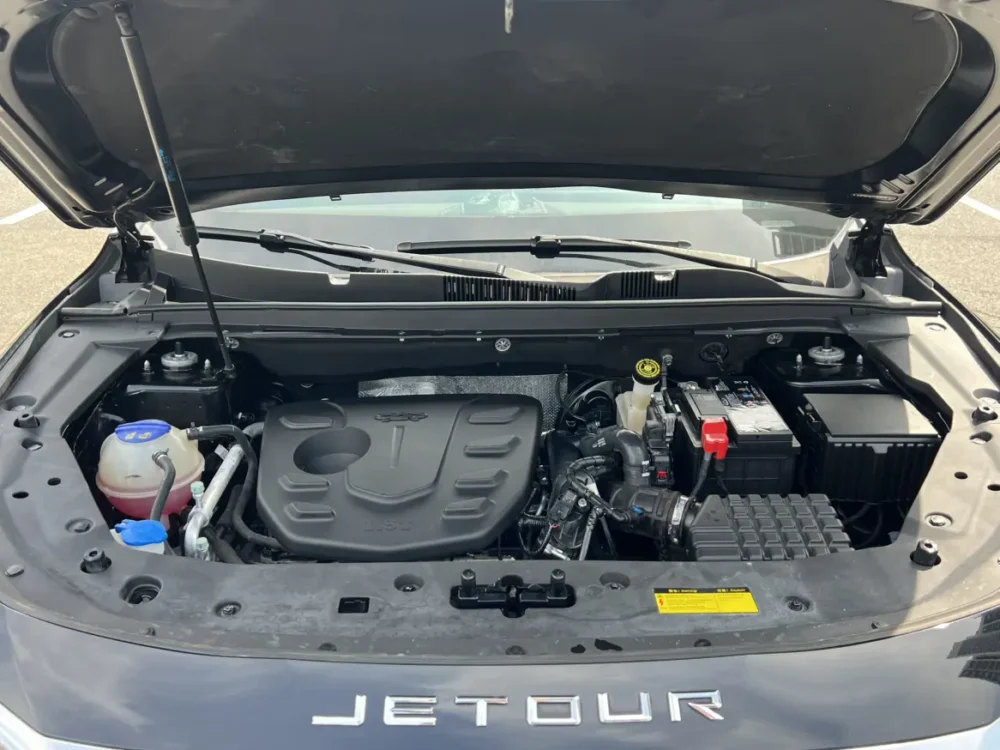 Jetour X70 PLUS 1.5T DCT Brave PLUS 5-seater