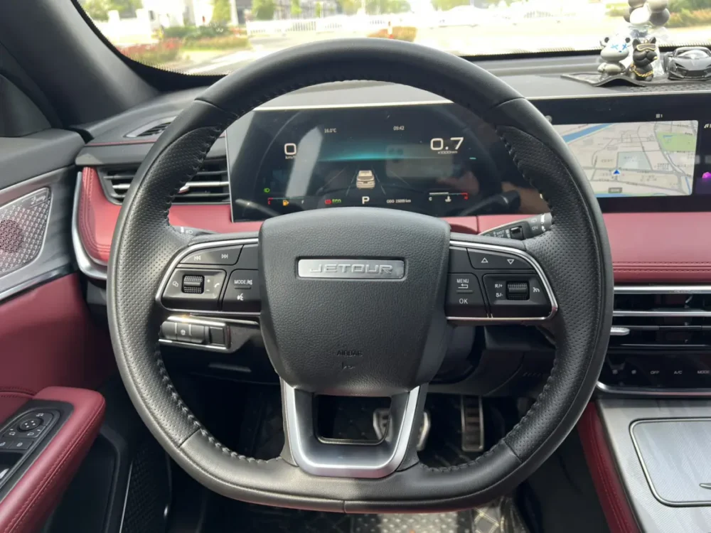 Jetour X70 PLUS 1.5T DCT Brave PLUS 5-seater