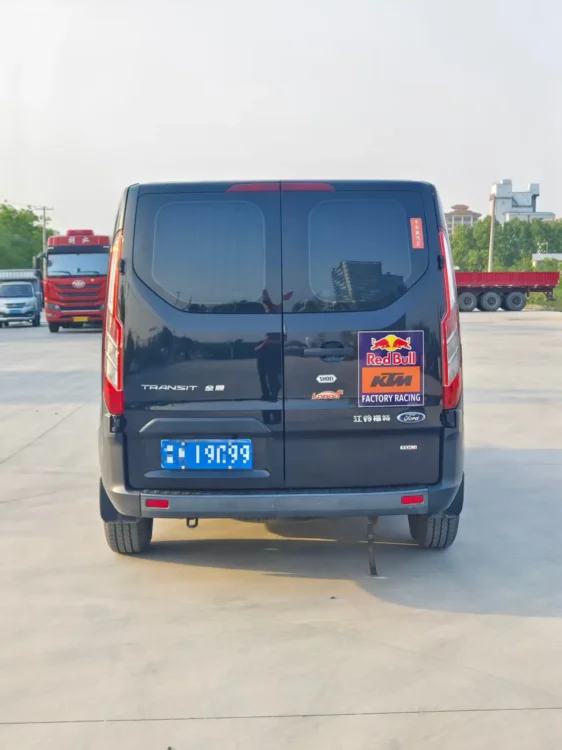 Ford Transit 2.0T diesel multi-functional commercial vehicle short-axle low-roof 6-seater