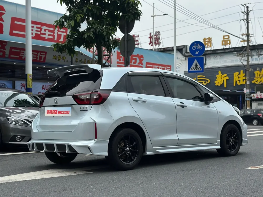 Honda Fit 1.5L CVT Unlimited MUGEN Edition