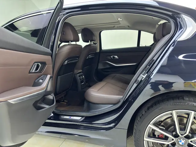 BMW 320Li M Sport package