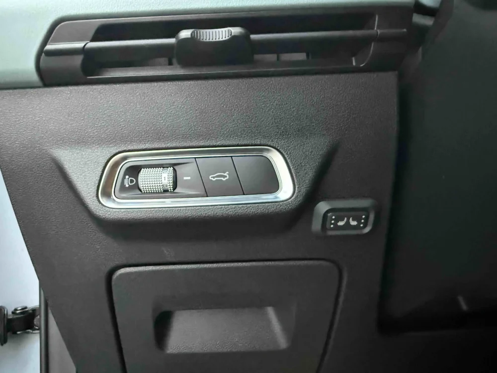 Geely Emgrand S 1.4T CVT Crossover Player