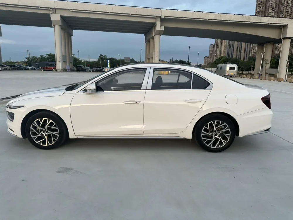 Hyundai Mistra GLX