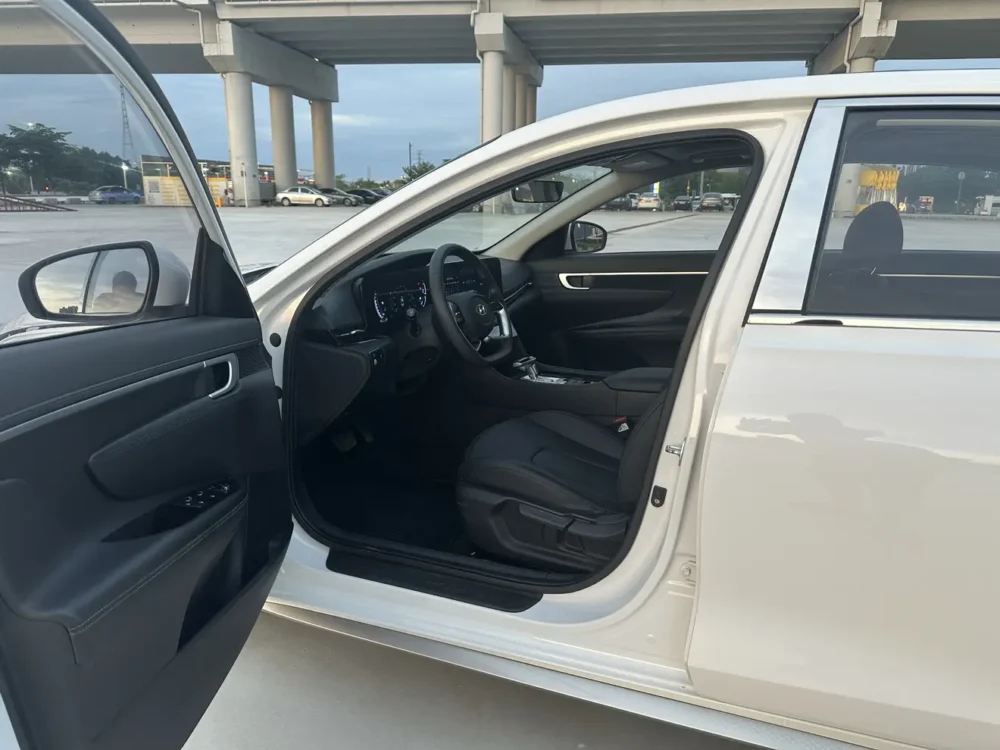 Hyundai Mistra GLX
