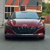 Hyundai Elantra 1.5L CVT LUX Premium