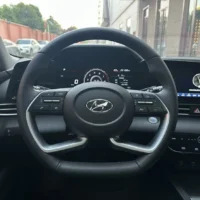 Hyundai Elantra 1.5L CVT LUX Premium