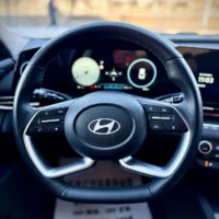 Hyundai Elantra 1.5L CVT flagship