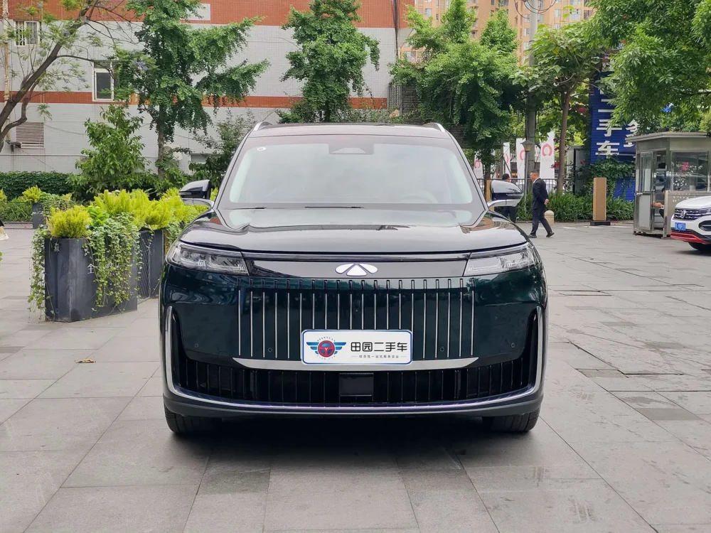 Chery Fengyun T11 Fengyun T11 220 4WD Dual IMAX Cinema Edition