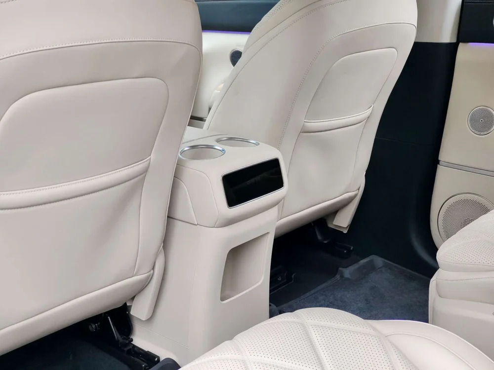 Chery Fengyun T11 Fengyun T11 220 4WD Dual IMAX Cinema Edition
