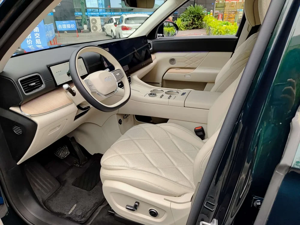 Chery Fengyun T11 Fengyun T11 220 4WD Dual IMAX Cinema Edition