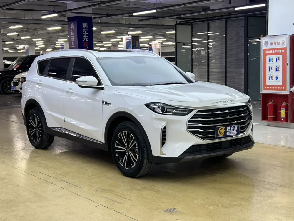 JETOUR X70 PLUS 1.5T DCT 5-seater