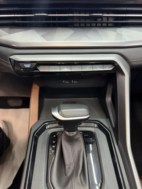 Geely Vision X6 PRO 1.4T Automatic Premium Edition