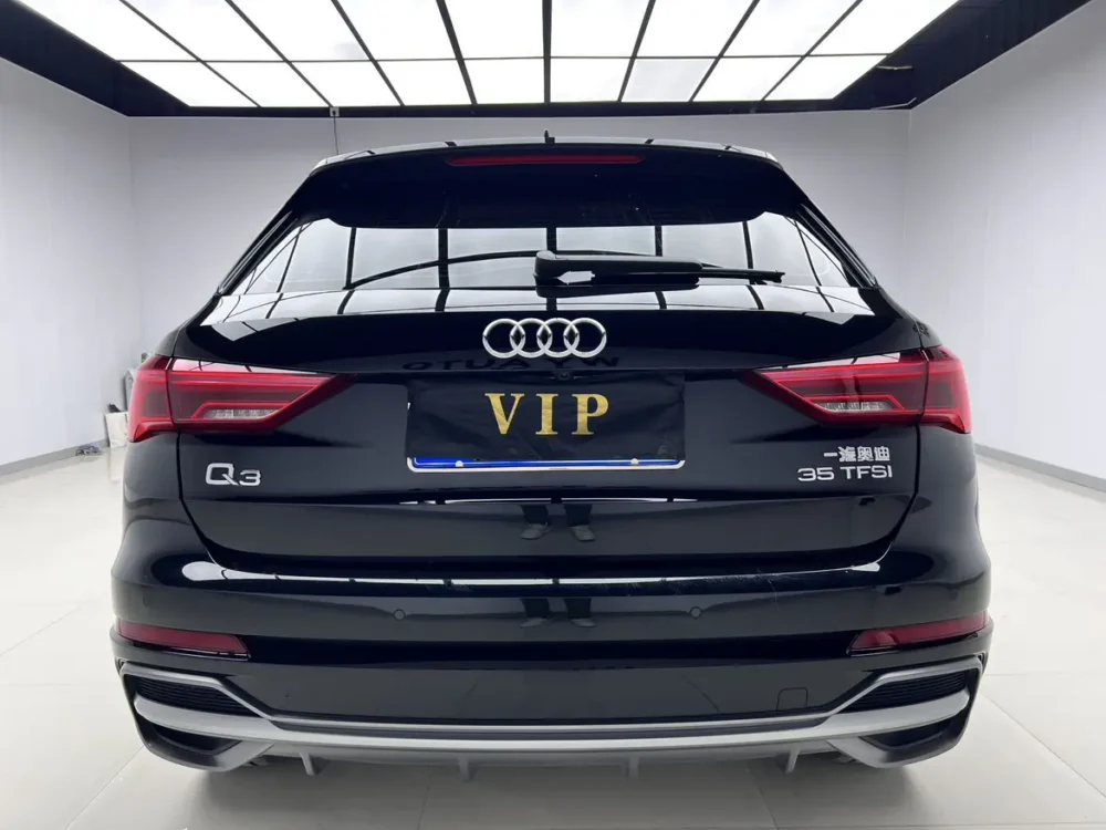 Audi Q3 35 TFSI Fashionable and Dynamic