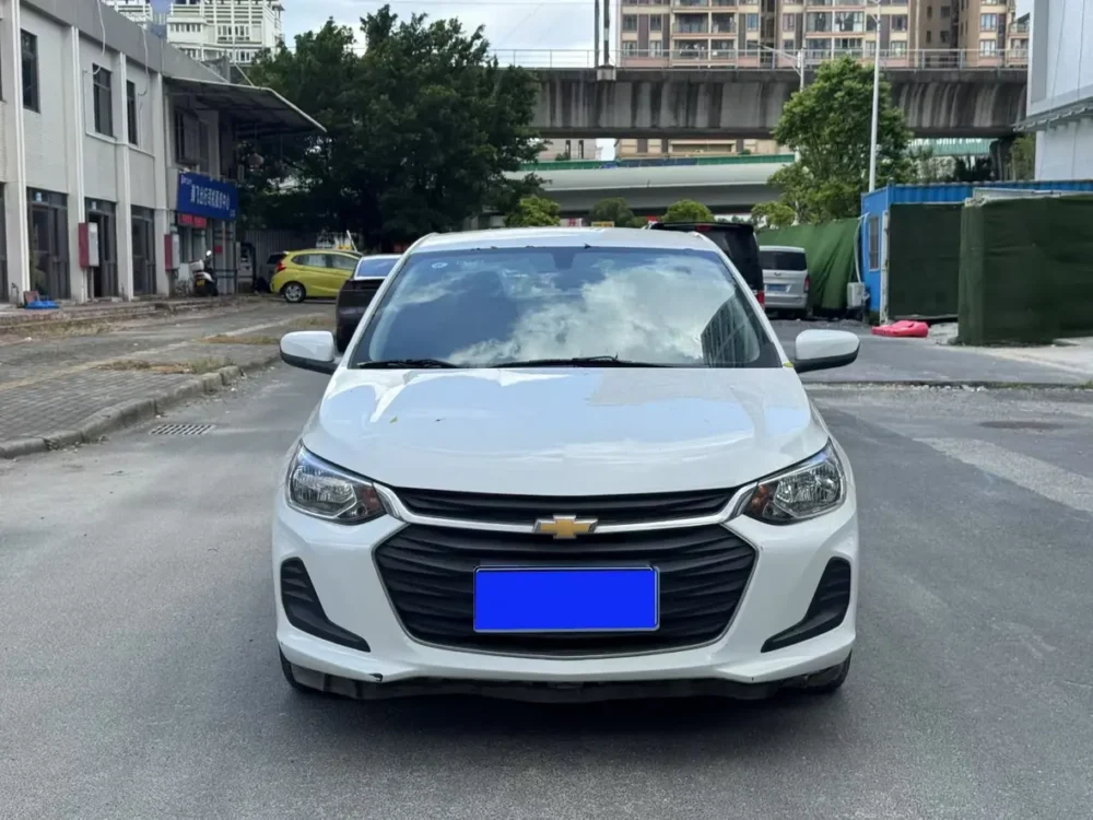 Chevrolet Onix 325T