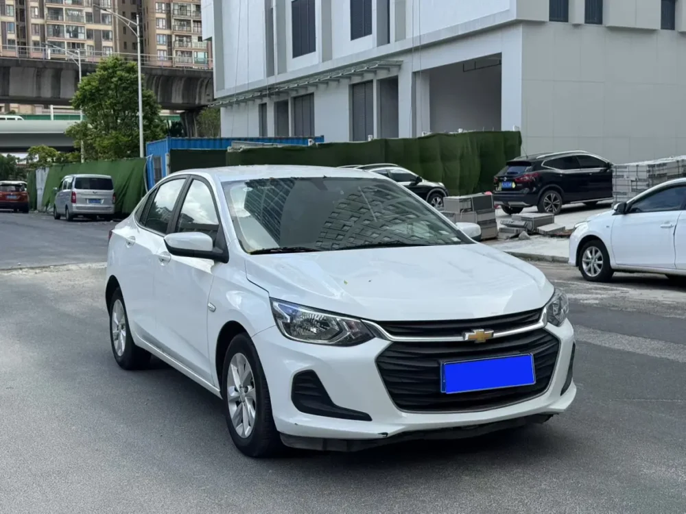 Chevrolet Onix 325T