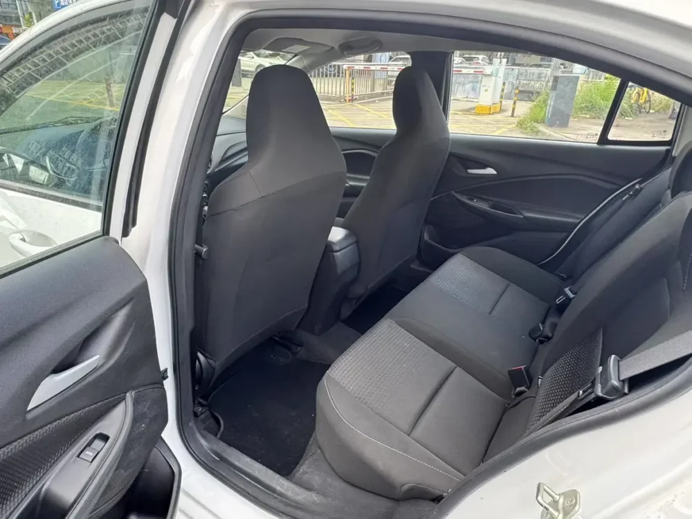 Chevrolet Onix 325T